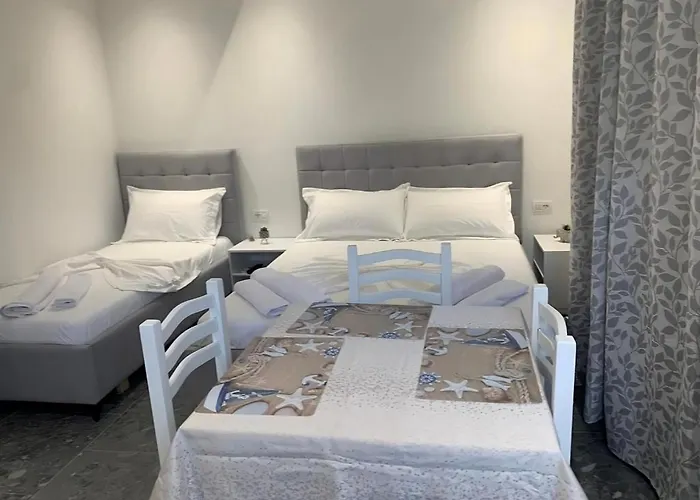 Pensjonat Eloeros Wlora