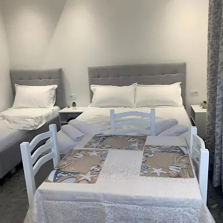 Pensionat Eloeros Vlorë